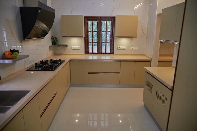 Kitchen Interior Design Bangalore - L shape Kitchen - Developed By Cromatica